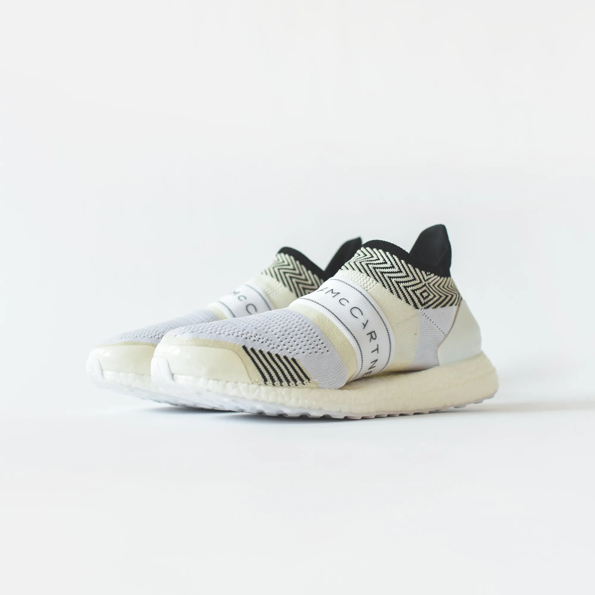 adidas by Stella McCartney WMNS UltraBoost X 3.D. S. - Core White / Chalk White / Radian