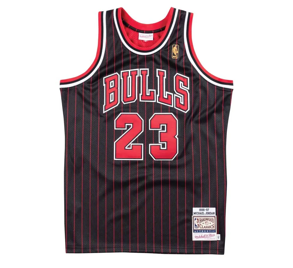 AUTHENTIC JERSEY CHICAGO BULLS ALTERNATE 1996-97 MICHAEL JORDAN