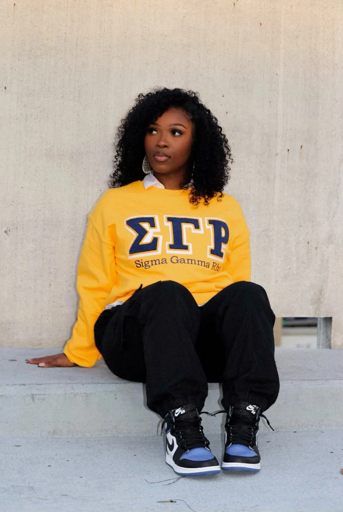 Gold Vintage SGRHO Sweatshirt (Unisex Sizing)